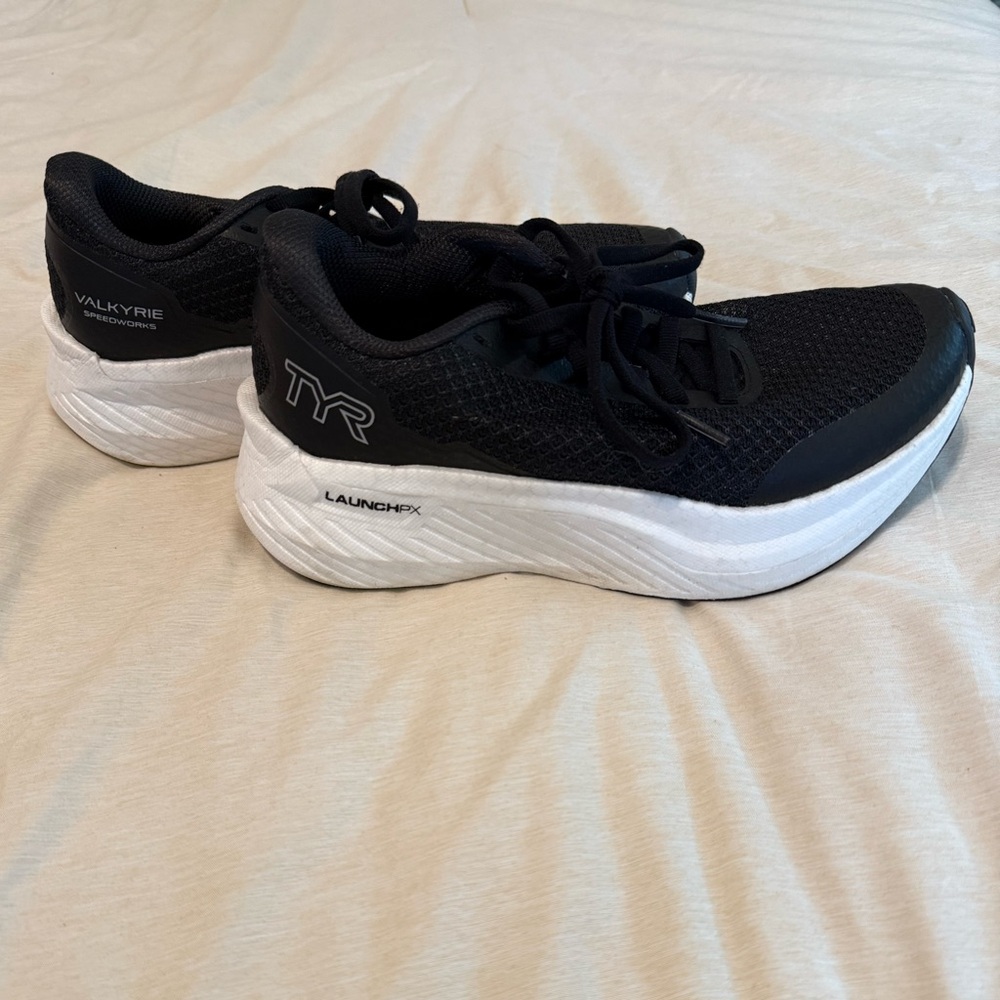 TYR Women’s Valkyrie Speedworks Runner